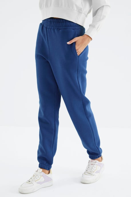 Hochtaillierte Fleece-Jogginghose für Damen - Image 4