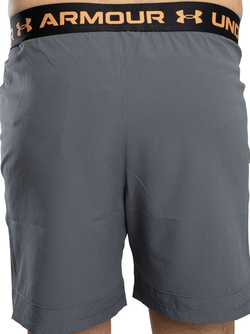 Under Armour Gewebte Shorts Von Vanish, Grau - Image 4