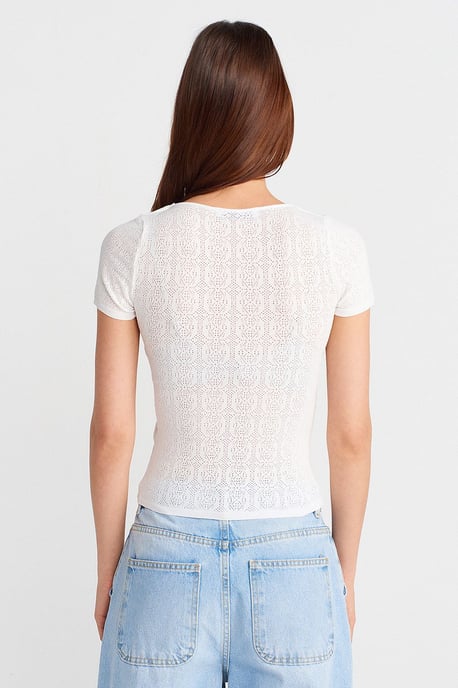 Dilvin Slim-Fit Bluse mit gerippter Struktur - Weiß - Image 2