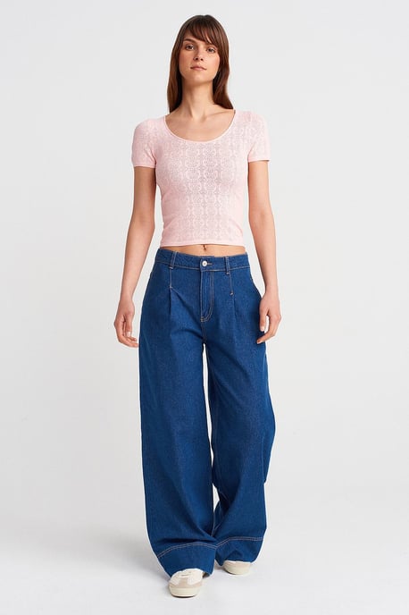Dilvin Slim-Fit Bluse mit Rippstruktur - Rosé - Image 4