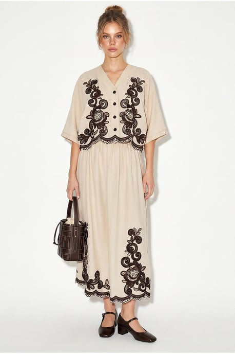 Übergröße V-Ausschnitt Besticktes 3/4-Arm Shirt und Weite Bein Hose Set - Image 2
