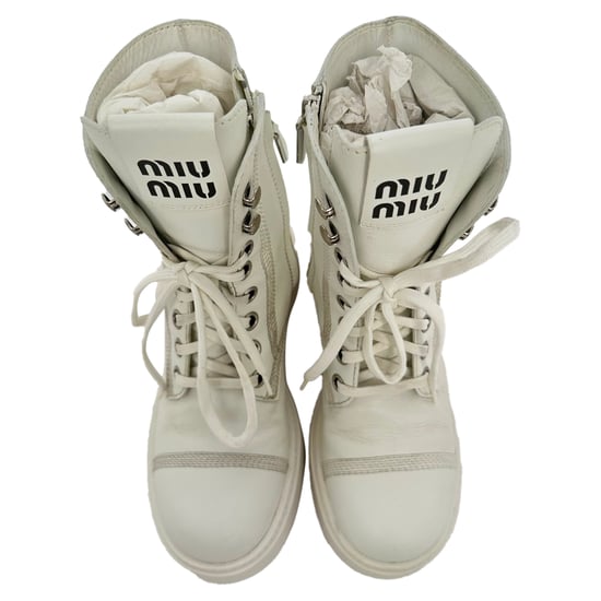 Miu Miu Schnürstiefel aus weißem Leder - Image 4