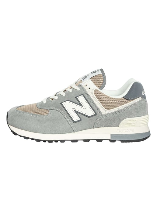 New Balance 574 Wildleder Trainer, Grau - Image 2