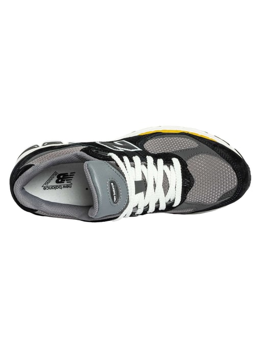 New Balance Wildleder-Sneaker Von 2002, Schwarz - Image 6