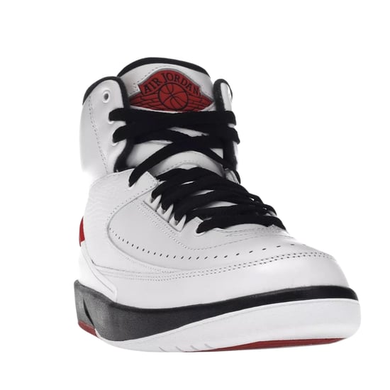 Nike Air Jordan 2 Retro Sneaker Mit Roten Details Und Weißen Sneakers - Image 3