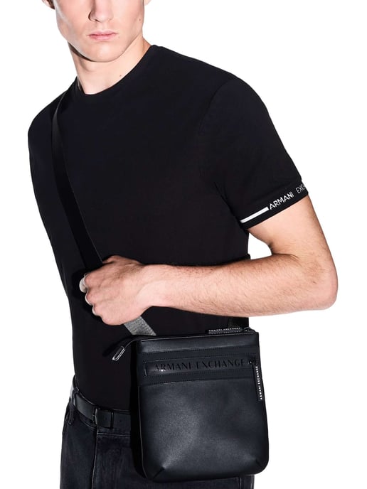 Armani Exchange Flache Umhängetasche, Schwarz - Image 6