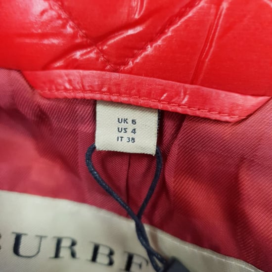 Burberry Steppweste mit Reißverschluss aus rotem Polyamid - Image 4