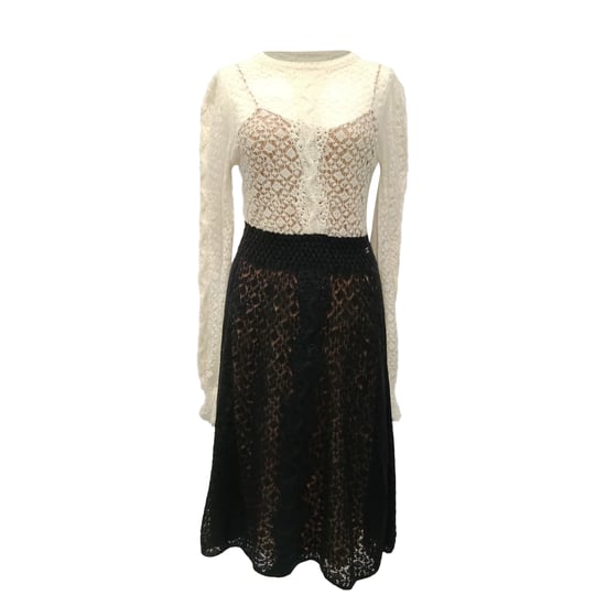 Chanel Zweifarbige Spitzen-Midi-Kleid aus schwarzer Wolle - Image 1