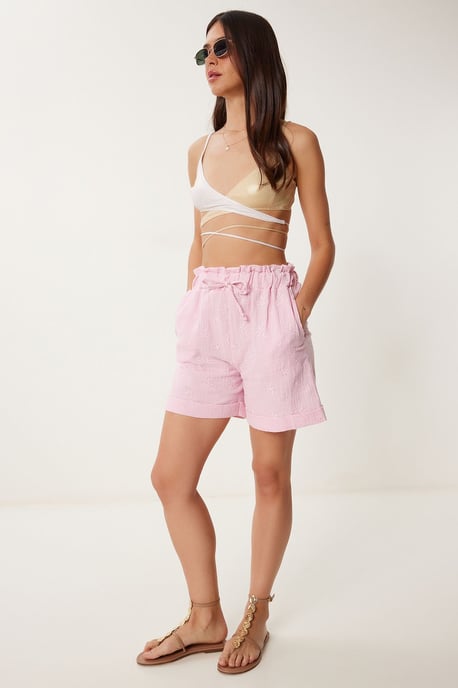 Hochtaillierte Mini-Shorts mit Bindeband und Binde-Detail - Image 2