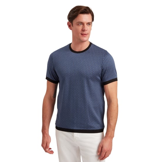 Herren Ted Baker Regular Fit T-Shirt mit geografischem Druck in Dunkelblau - Image 4