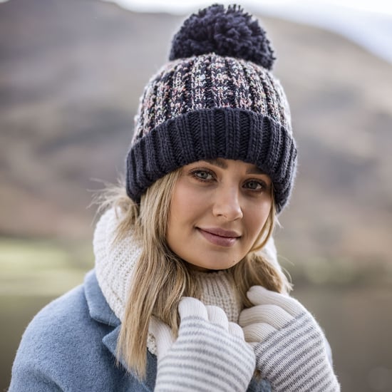 HEAT HOLDERS - Thermische Winterbommelmütze für Damen mit großem Pom Pom - Image 4