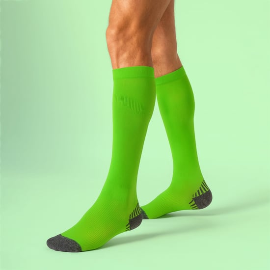 COMODO - 1 Paire Chaussettes Genou Sport Running Contention Homme Femme - Néon Vert - Image 3