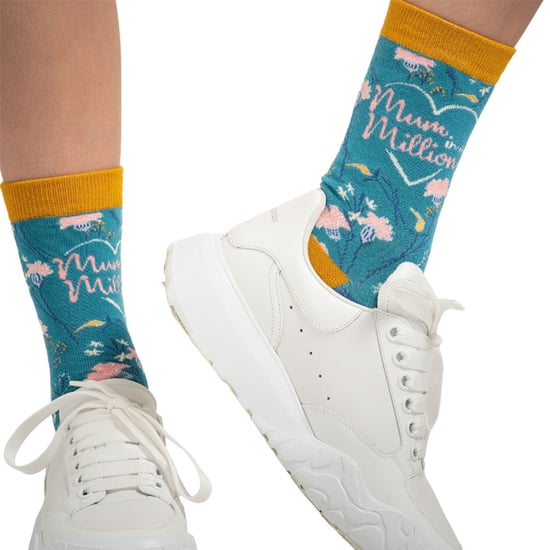 Miss Sparrow Damen-Mama-Socken | Blumengemusterte Bambussocken | Atmungsaktiv weich | Geschenke für Mütter zum Muttertag (blau) - Image 3