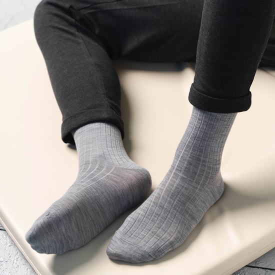 Steven - Herren Socken aus Merinowolle mit lockerem, weichem Oberteil für geschwollene Füße - Schwarz - Image 5