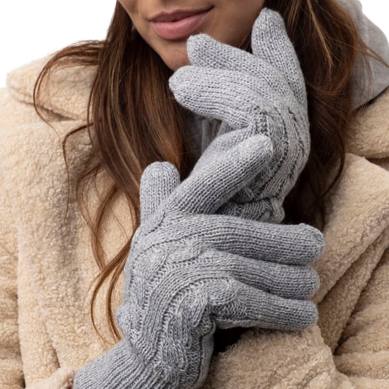 Damen-Set aus Strickmütze, Schal und Handschuhen | Wärmehalter | Mit Fleece gefüttertes Thermo-Set für kaltes Wetter für den Winter in Hellgrau - Image 4