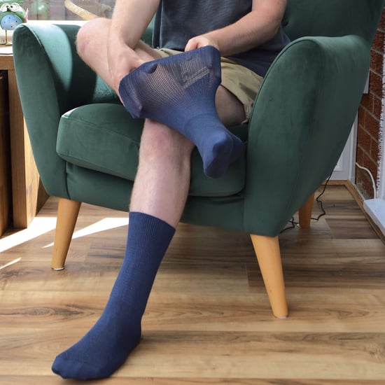 Extra breite Bambus-Ödemsocken | Dr.Socks | Herren & Damen | Socken für geschwollene Füße, Knöchel, Beine & Diabetiker - Blau - Image 3
