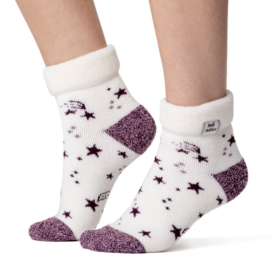 Damen Kuschelsocken mit Umschlagbündchen | Wärmehalter | Warme flauschige Lounge-Socken für den Winter - Elfenbein/Cabernet Stars - Image 3