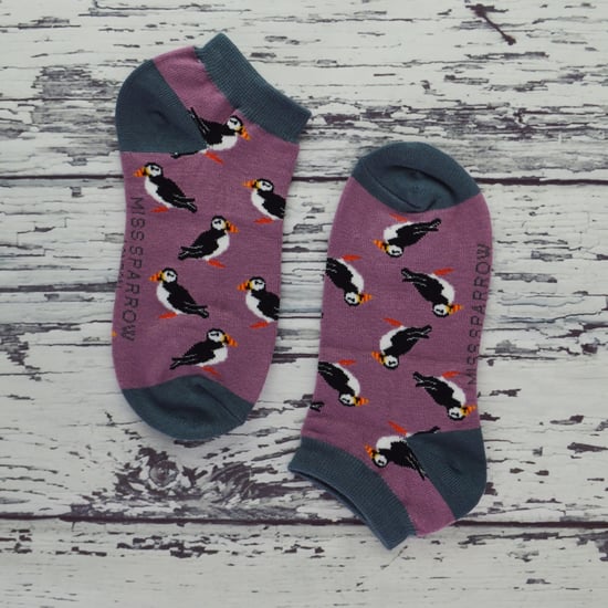 Damen Bambus Trainer Socken | Miss Sparrow | Atmungsaktive Low Cut Socken für Frauen - Honey Bees (Navy) - Image 5