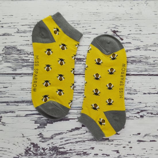 Damen Bambus Trainer Socken | Miss Sparrow | Atmungsaktive Low Cut Socken für Frauen - Sausage Dogs (Pink) - Image 4