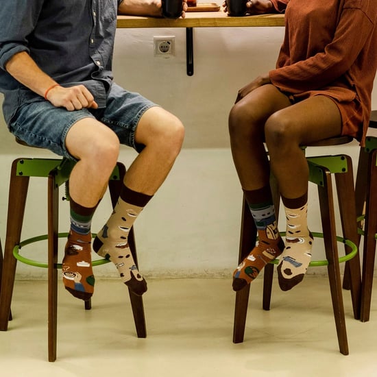 SPOX SOX Herren & Damen Mismatched Neuheit Odd Socken Kaffee - Image 5