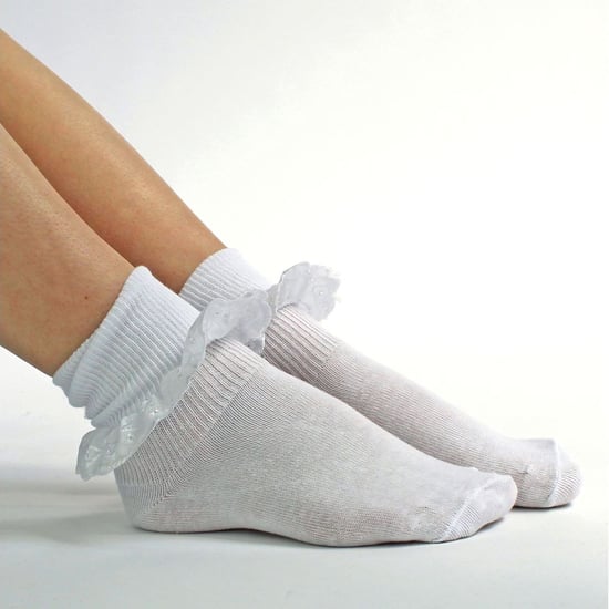 24 Paar Mädchenspitze Socken Multipack | Hübsche Baumwoll-Söckchen mit Rüsche in Weiß | Ideal für die Schuluniform - Weiß - Image 3