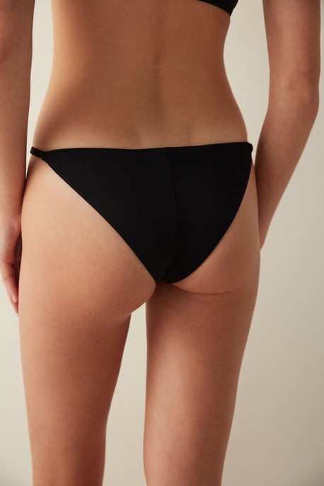 Tief ausgeschnittene Brasilianische Bikini-Hosen - Image 2