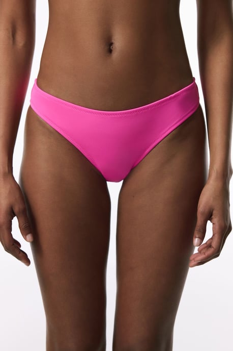 Tief ausgeschnittene brasilianische Bikini-Höschen - Image 1