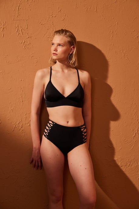 Fester Strick-Bralette Bikini-Oberteil - Image 2