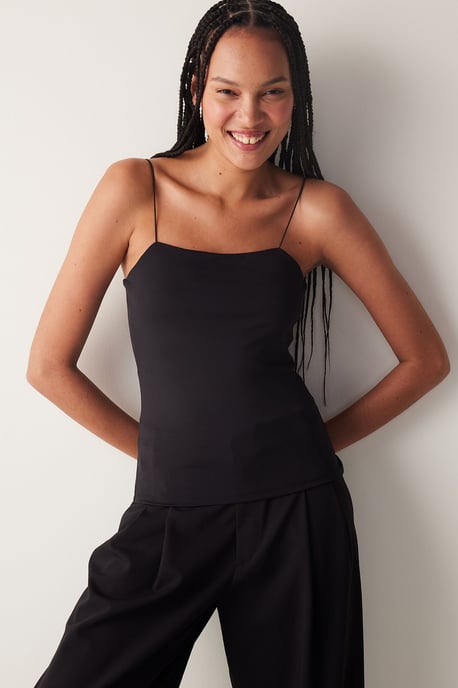 Tailliertes Cami-Top mit Quadrat-Ausschnitt - Image 1