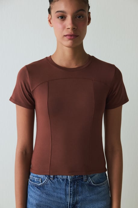 Damen Slim-Fit Modal Rundhals-T-Shirt - Image 2