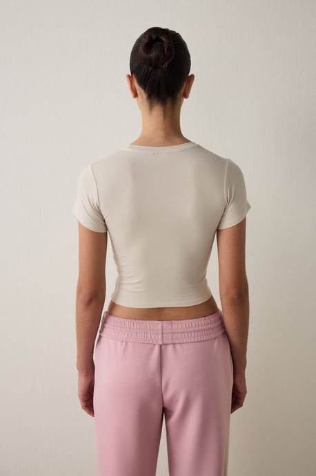 Damen Slim-Fit Modal Rundhals-T-Shirt - Image 6