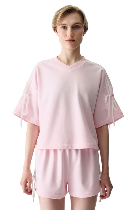 Übergroßes V-Ausschnitt Baumwollmischung T-Shirt mit Schleifendetail - Image 3