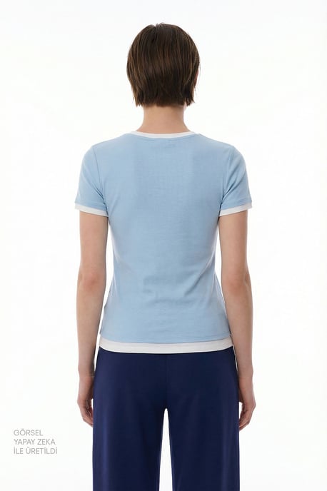 Damen T-Shirt mit regulärer Passform und Rundhalsausschnitt - Image 2