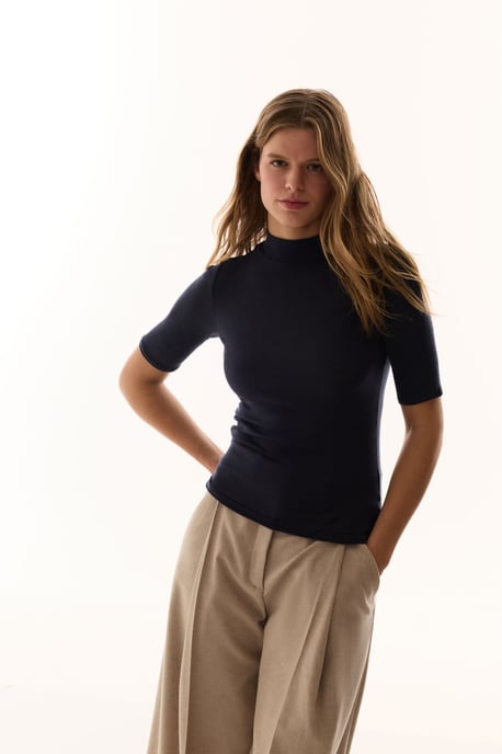Rundhalsausschnitt Strickbody - Image 1