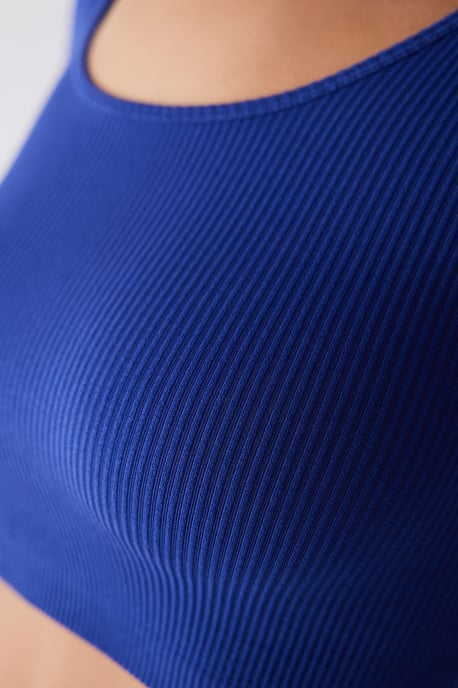 Rippstrick Langarm-Bodysuit - Image 5
