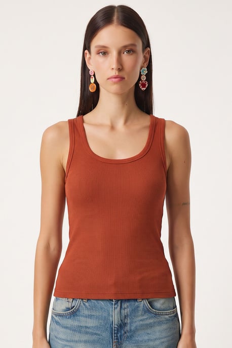 Fitted U-Hals Gestricktes 2er-Pack Tanktop - Image 2