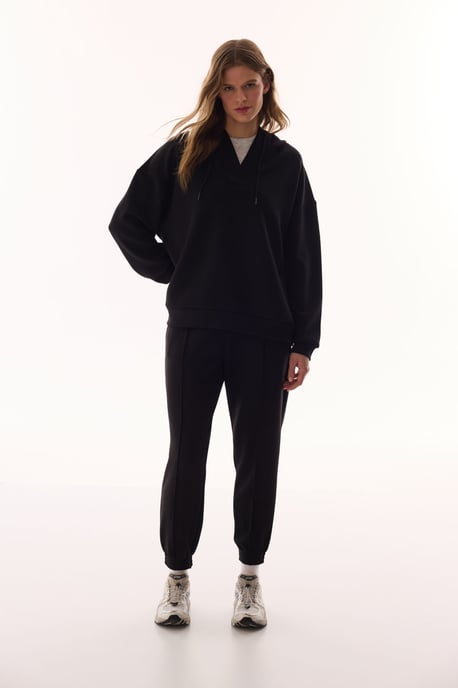 Oversized V-Neck Strick-Hoodie - Image 2