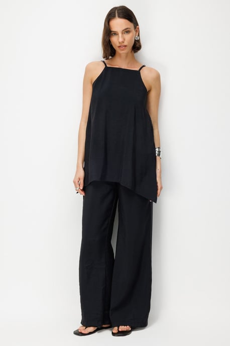 Weit geschnittener Halter-Jumpsuit - Image 5