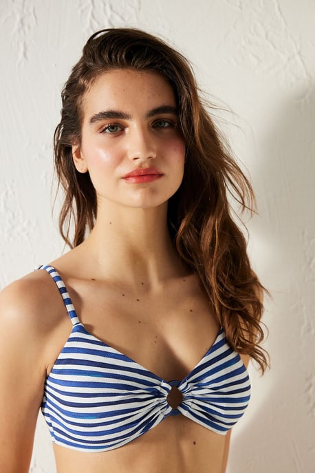 Gestreifter Bügel-Bikini-Oberteil - Image 4