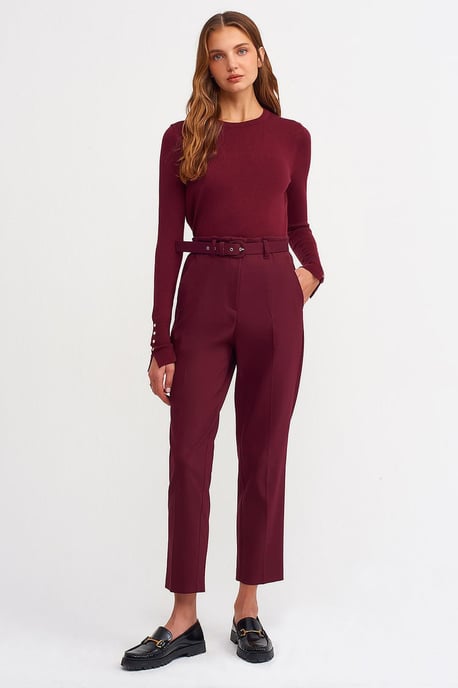 Rippstrick Rundhals Slim Fit Pullover - Image 1