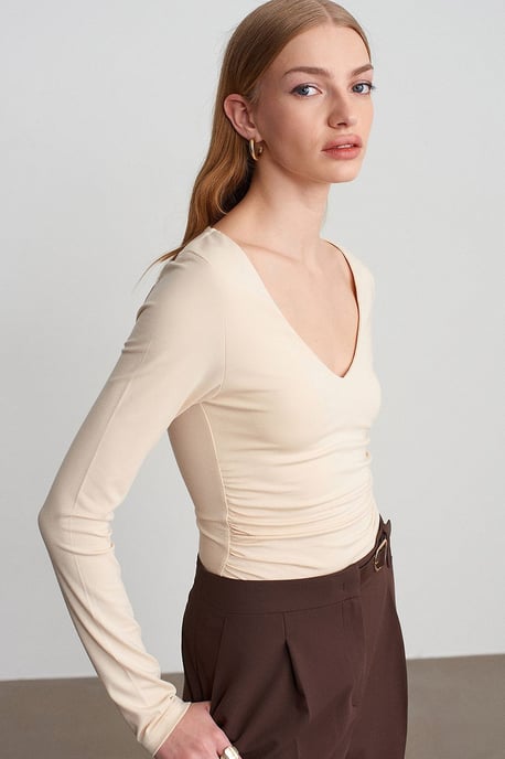 Schmale Passform V-Ausschnitt Strickbluse - Image 3