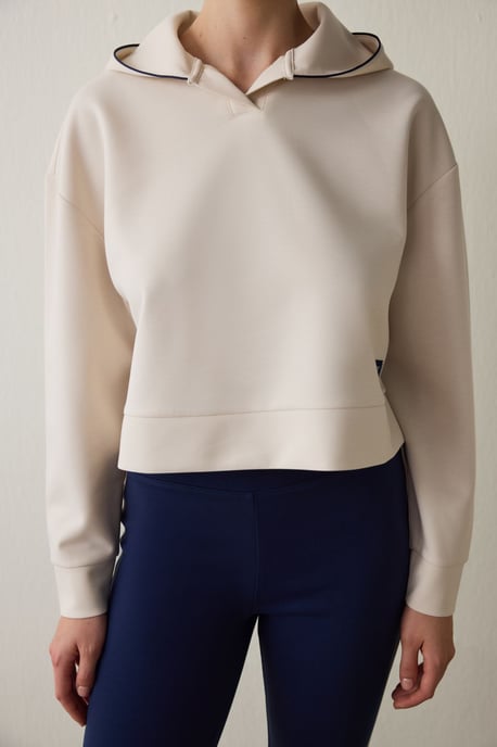 Damen Midi Sweatshirt mit halbem Reißverschluss und Kapuze - Image 2