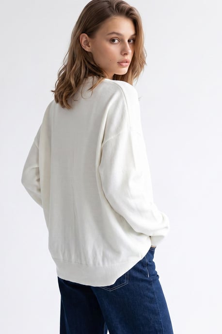 Langribbeliger Strickcardigan mit V-Ausschnitt und Knopfverschluss - Image 6
