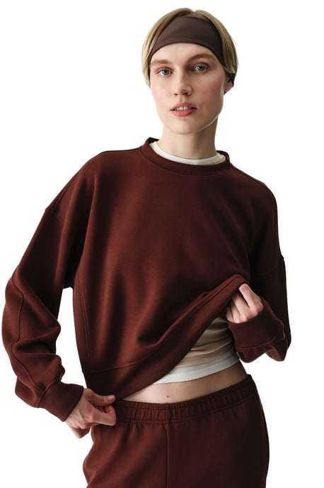 Übergroßes Gestricktes Sweatshirt mit Rundhalsausschnitt - Image 1