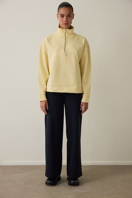 Übergroßes Strick-Sweatshirt mit halber Reißverschluss - Image 2