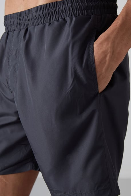 Herren Einteiler mit Shorts zum Hineinschlüpfen - Image 5