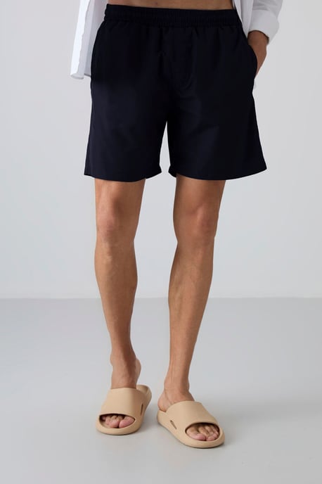 Herren Einteiler mit Shorts zum Hineinschlüpfen - Image 3