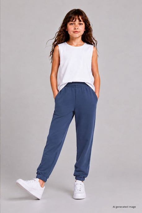 Jugend Unisex Tapered Sweatpants - Image 1