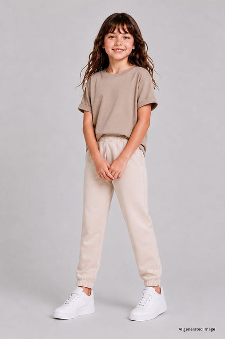 Jugend Unisex Tapered Sweatpants - Image 1