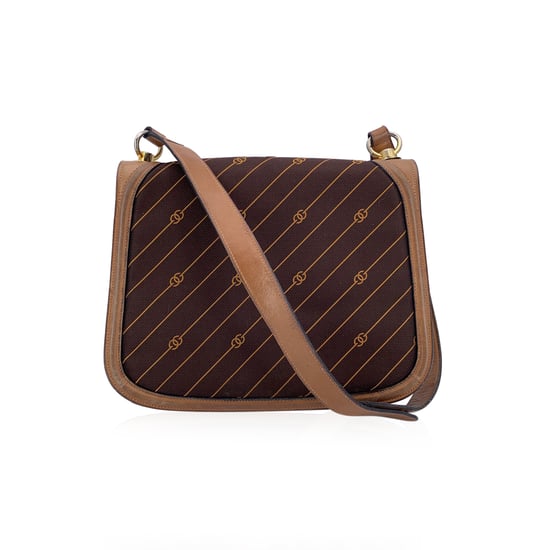Gucci Vintage Schultertasche aus Stoff mit diagonalem Logo - Image 1